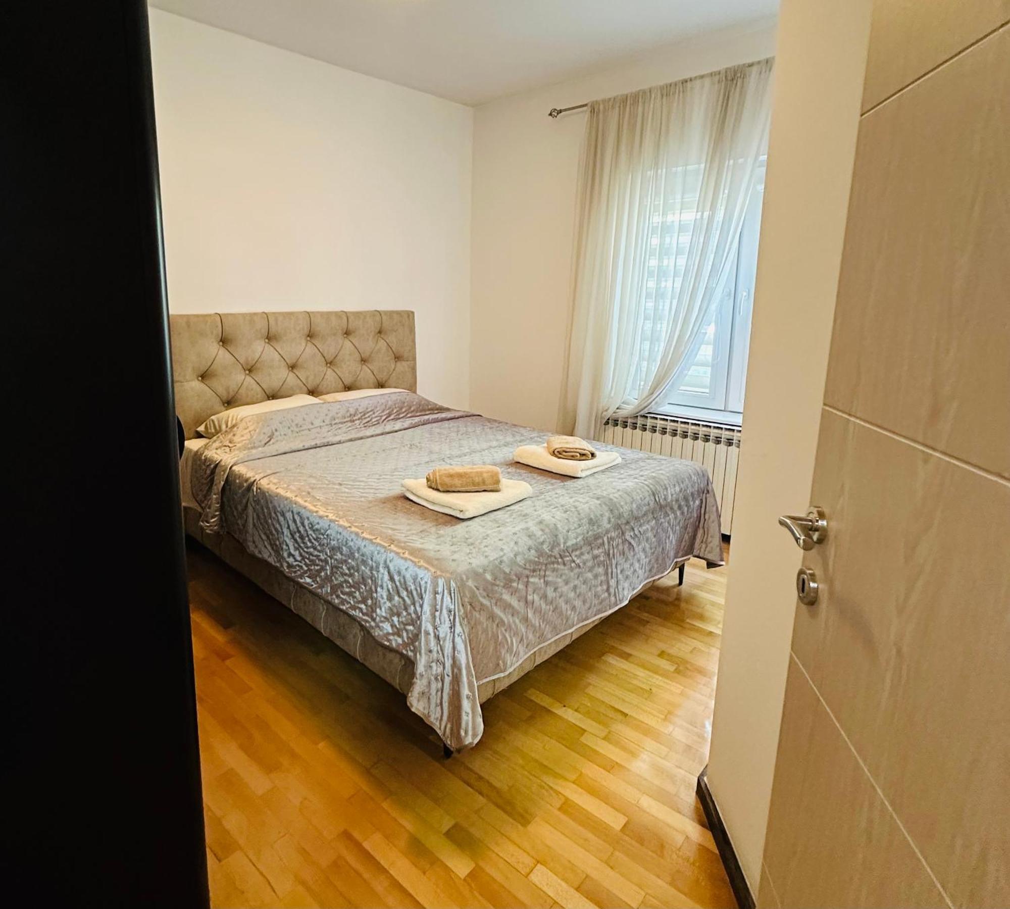 Urban Stay スコピエ エクステリア 写真